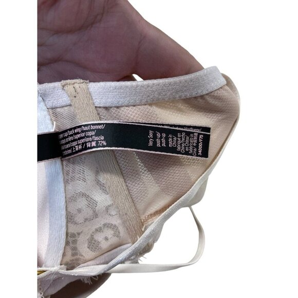 Victorias Secret Very Sexy Push Up Bra Lace Strappy Front Closure Size 34DDD - Picture 6 of 8
